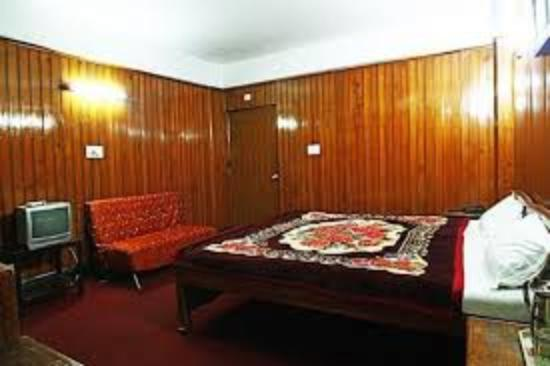 HOTEL SHAMBHU 6/18