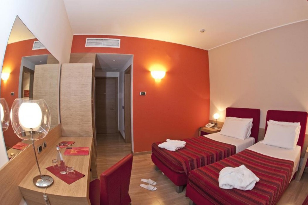 B&B HOTEL Reggio Emilia 4/18