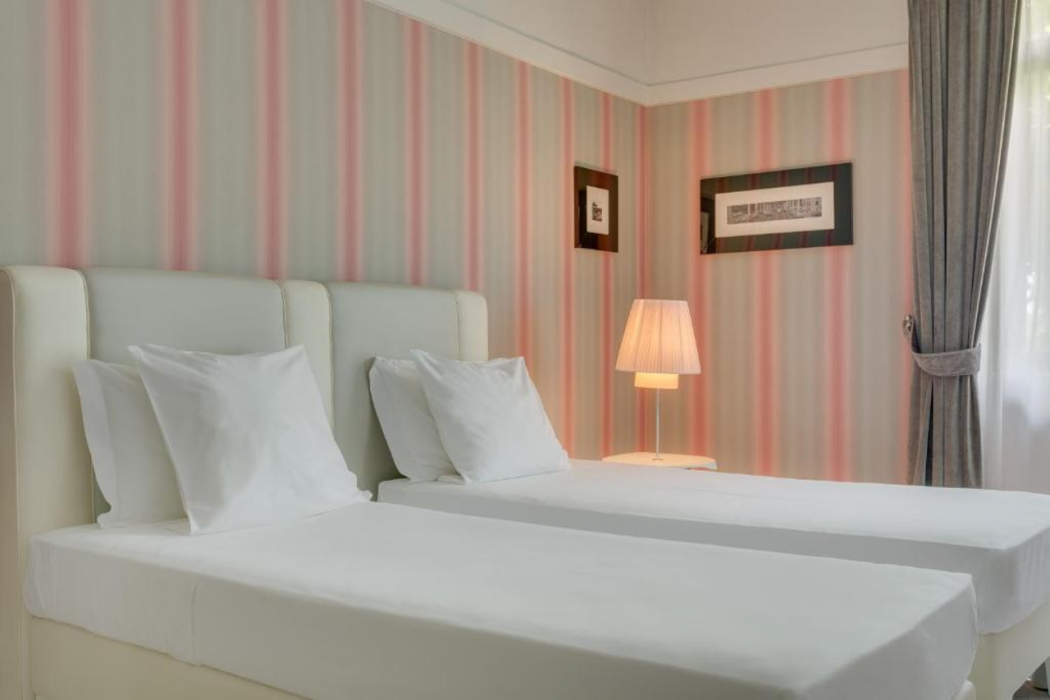 Grand Hotel Palace Rome 16/90