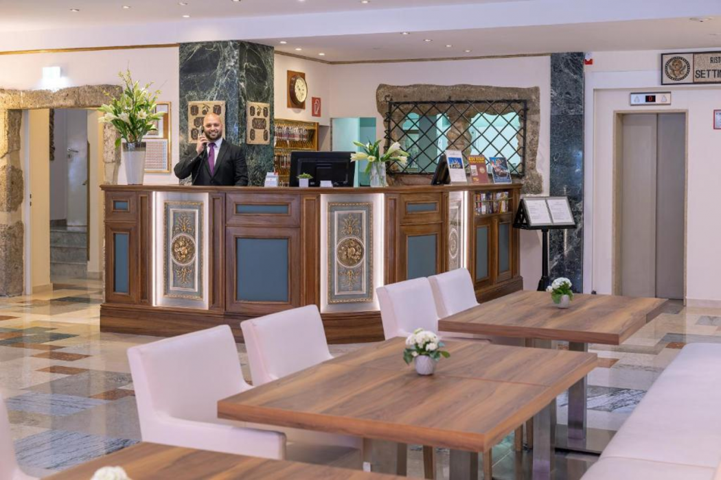 Hotel Royal 25/52