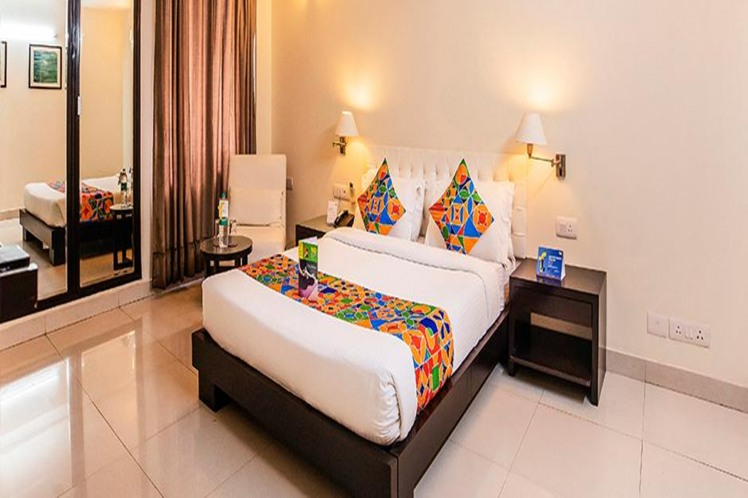 FabHotel Anutham Saket 9/36