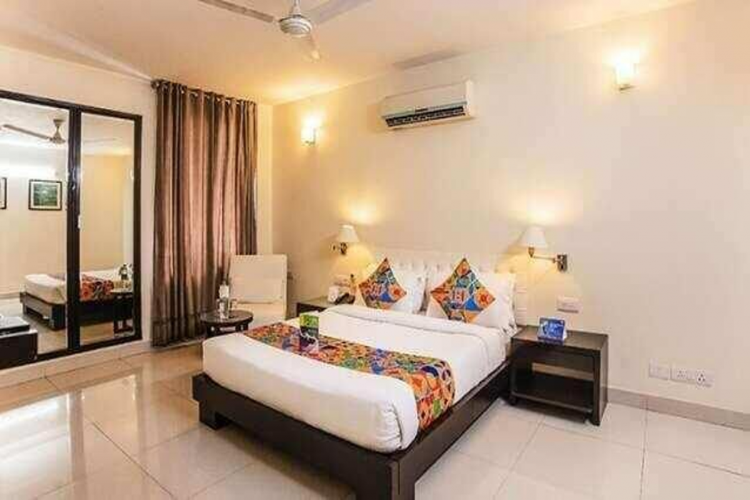 FabHotel Anutham Saket 6/36