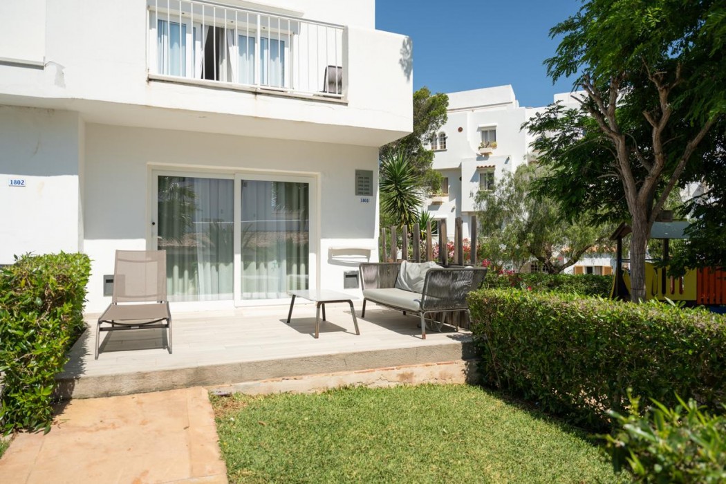 Hotel Club Es Talaial 32/68