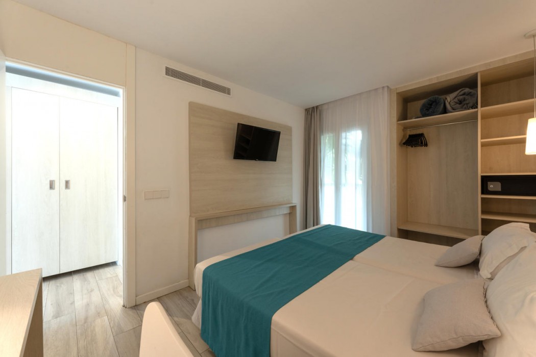 Hotel Club Es Talaial 25/68
