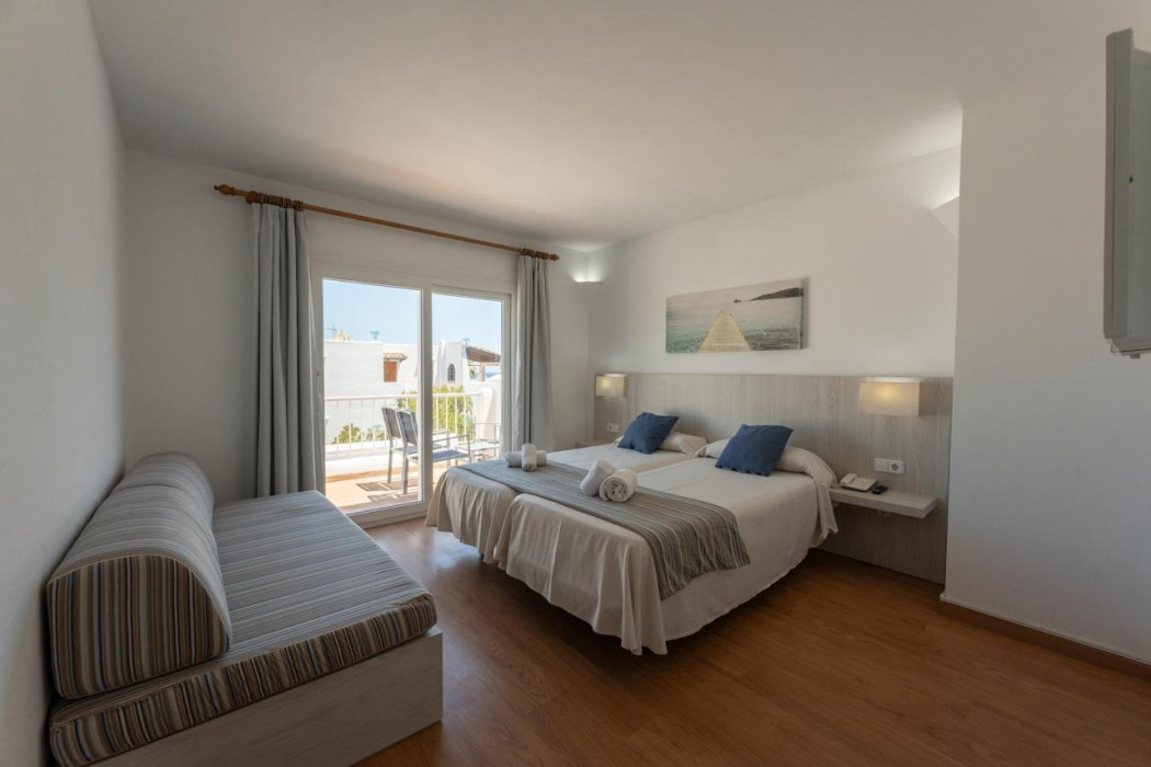 Hotel Club Es Talaial 23/68