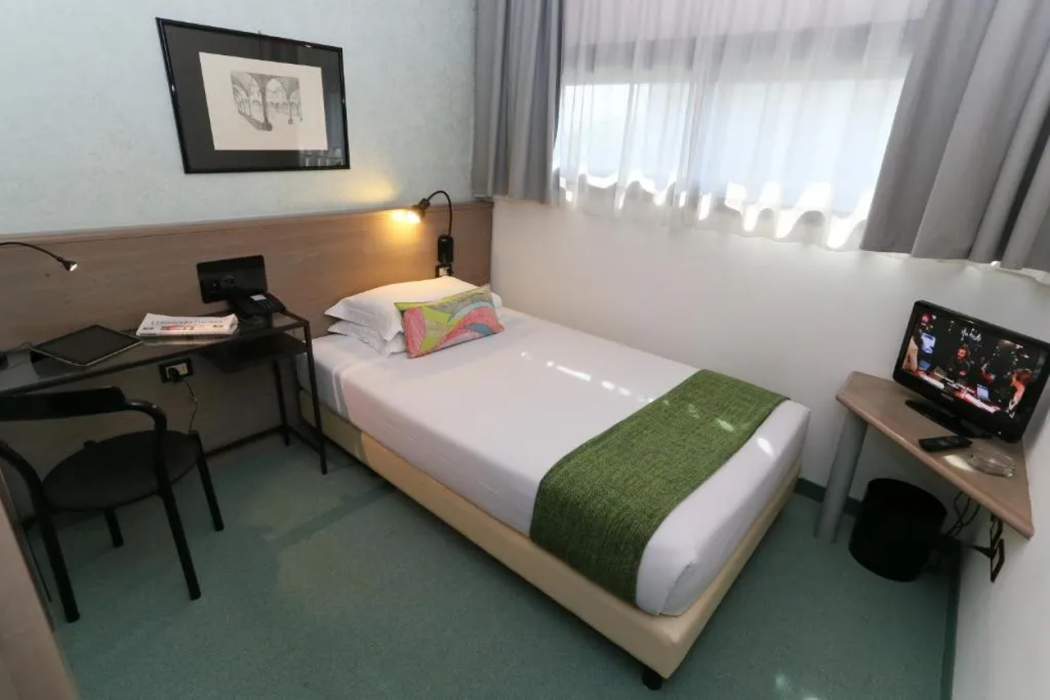 Hotel Forum 6/34