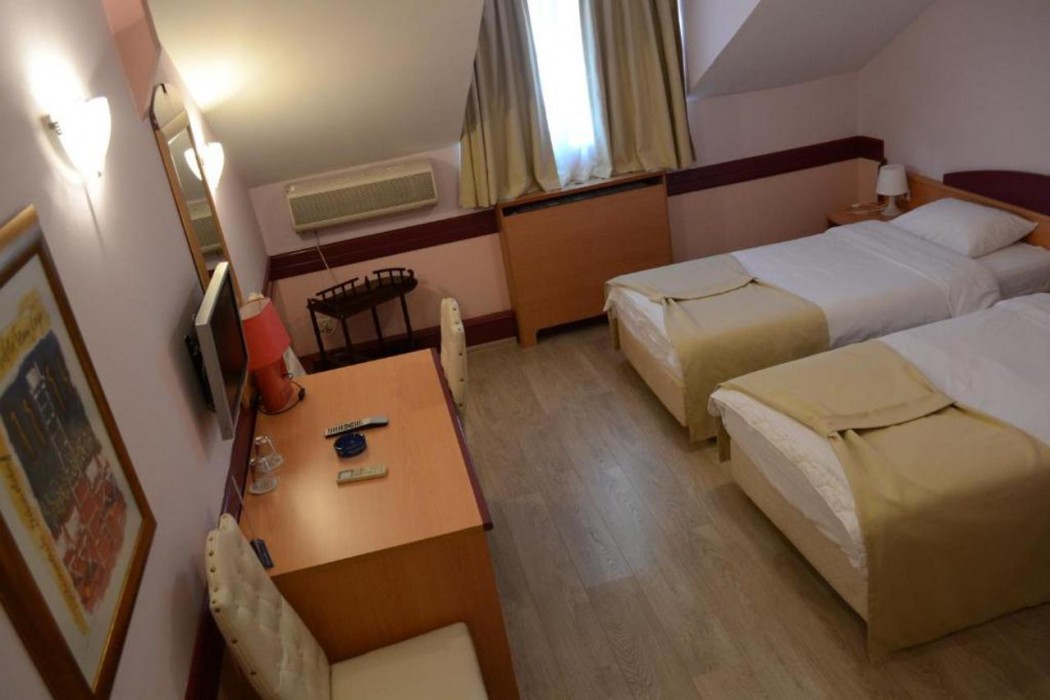 Hotel Tomce Sofka 15/48