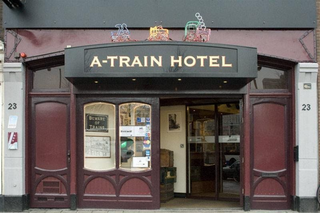 A-Train Hotel photo4