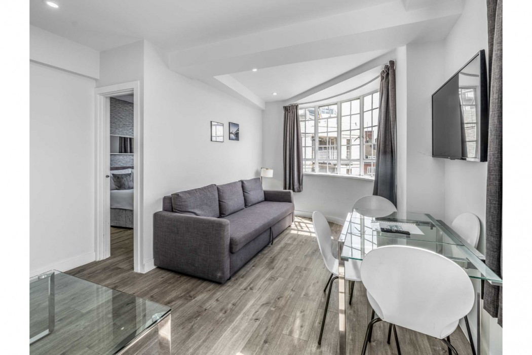 Chelsea Cloisters Serviced Apartments 62/121