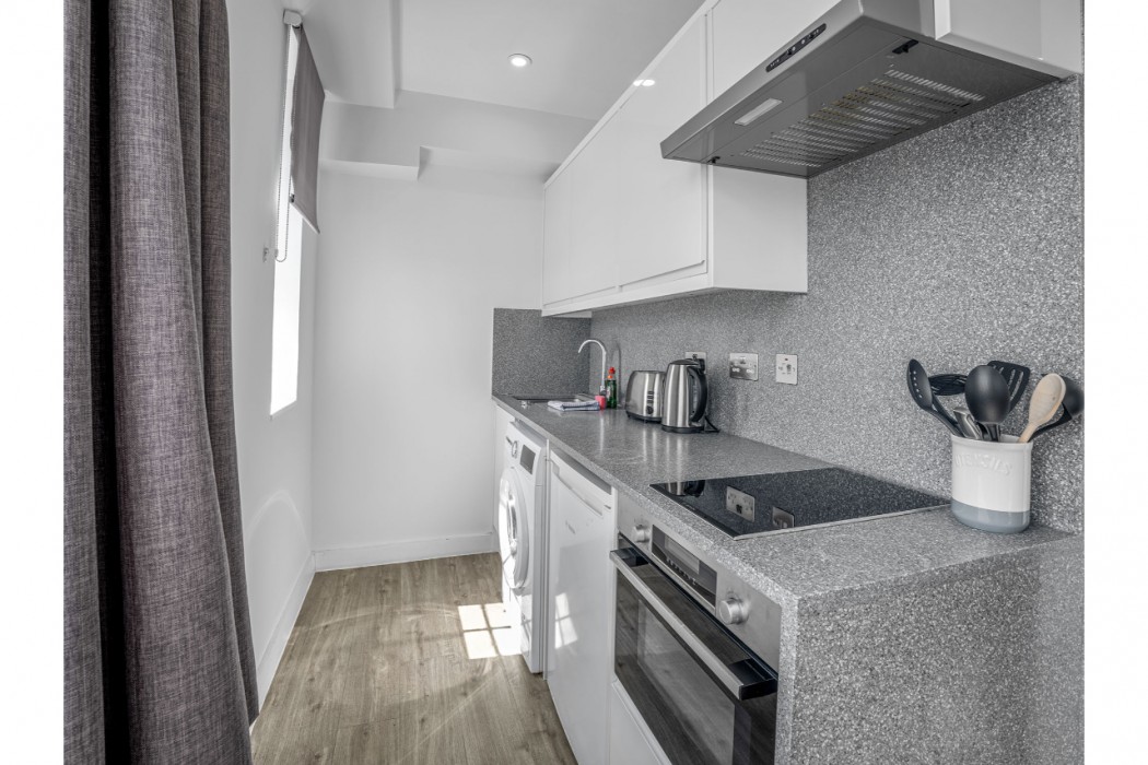 Chelsea Cloisters Serviced Apartments 76/121