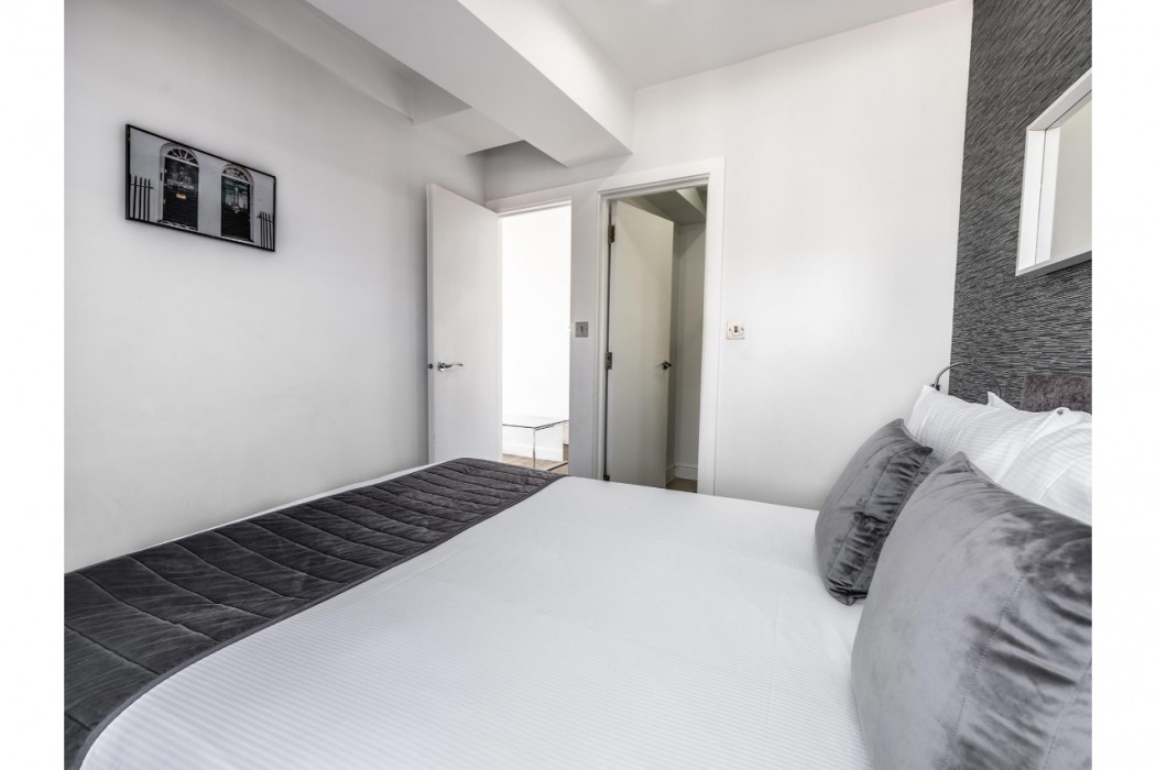 Chelsea Cloisters Serviced Apartments 43/121