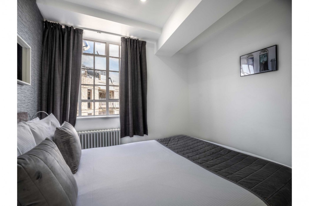 Chelsea Cloisters Serviced Apartments 56/121