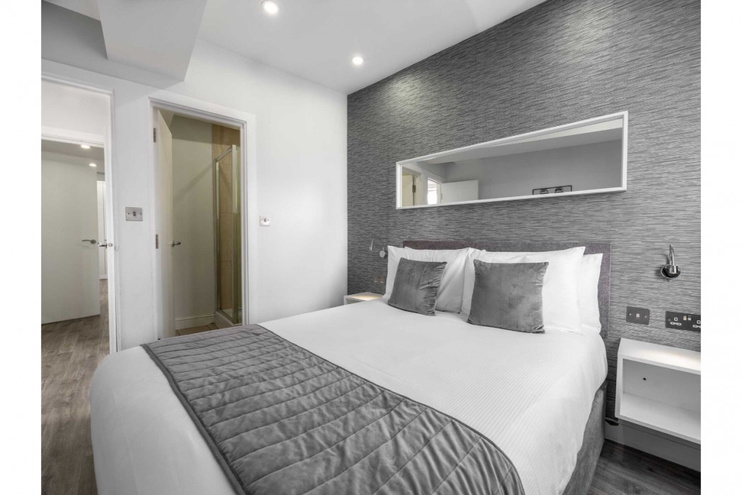 Chelsea Cloisters Serviced Apartments 57/121