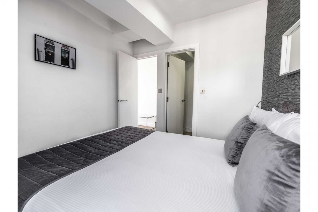 Chelsea Cloisters Serviced Apartments 35/121