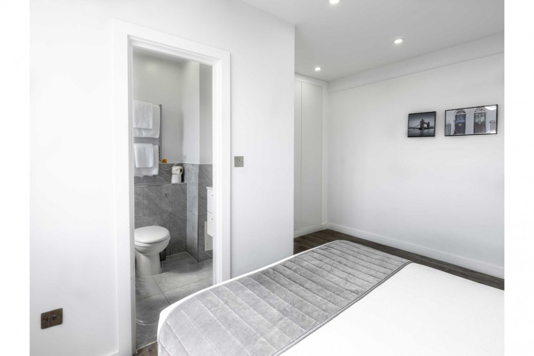 Chelsea Cloisters Serviced Apartments 22/121