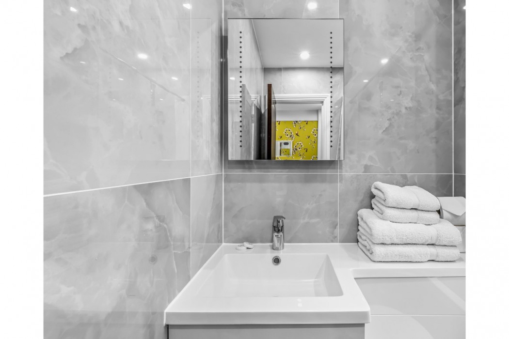 Chelsea Cloisters Serviced Apartments 17/121