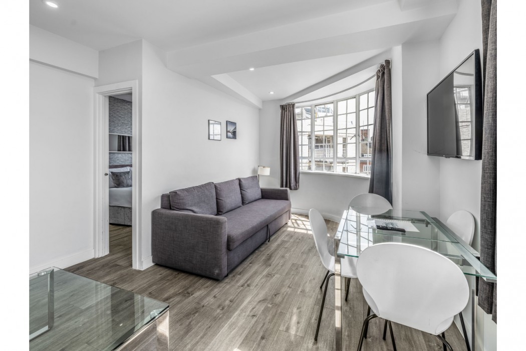 Chelsea Cloisters Serviced Apartments 72/121