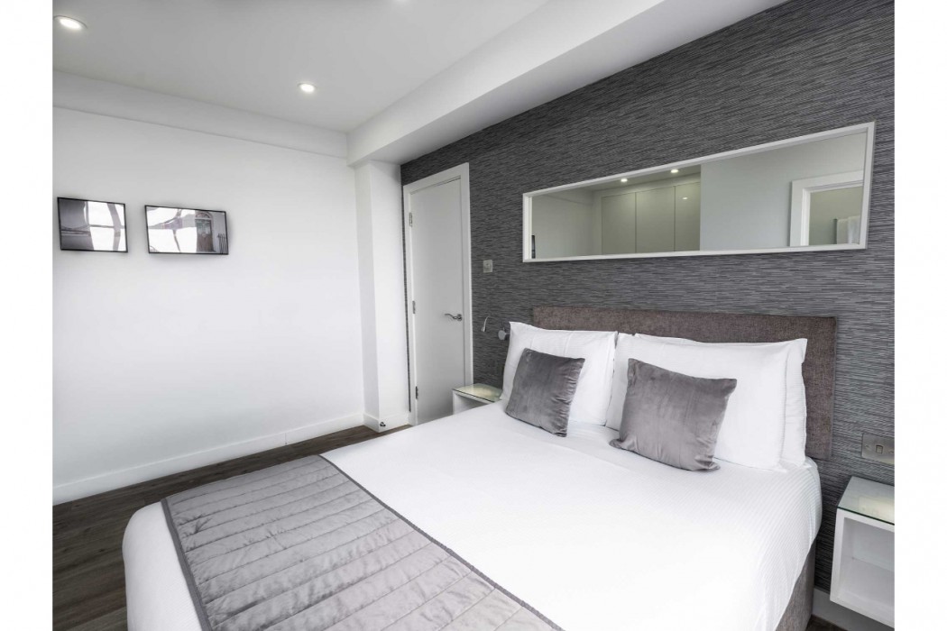 Chelsea Cloisters Serviced Apartments 49/121