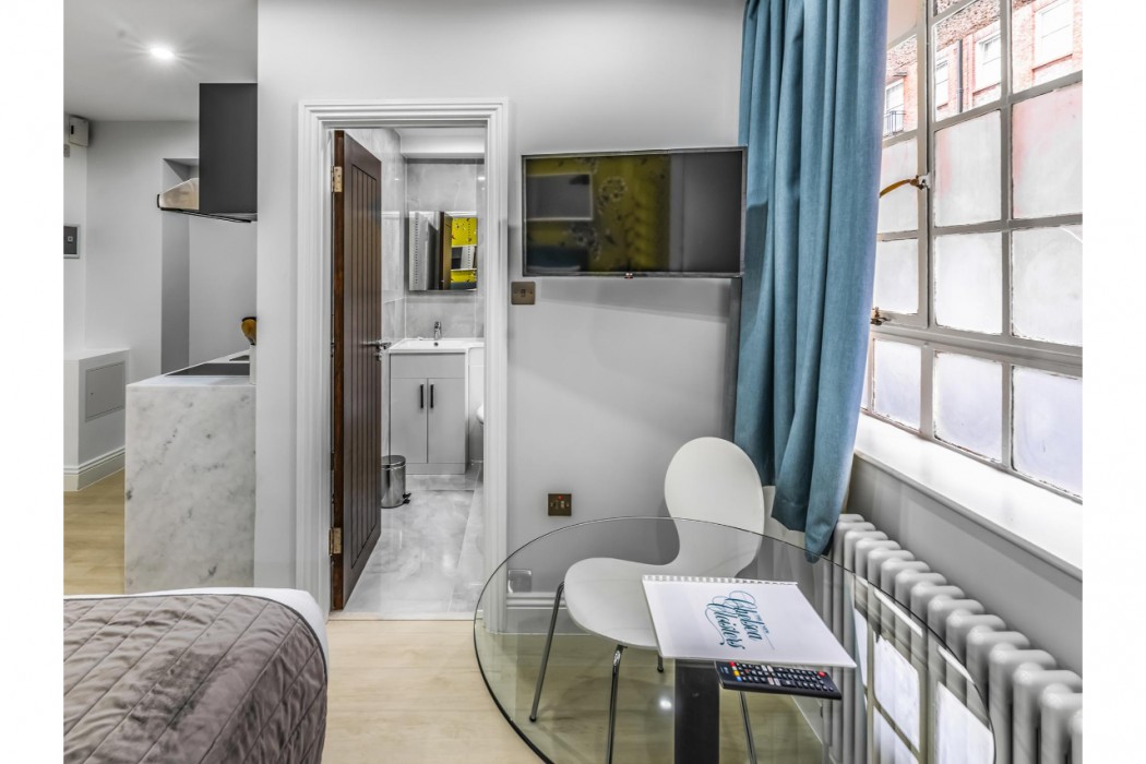 Chelsea Cloisters Serviced Apartments 66/121