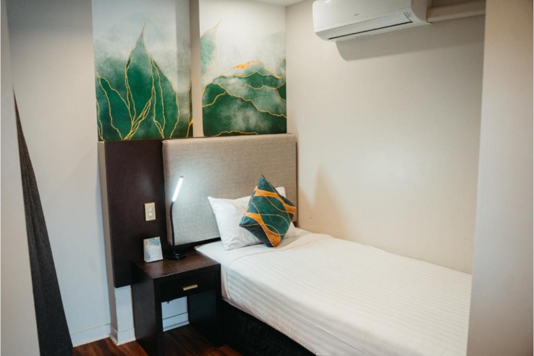 Auckland City Hotel 23/71