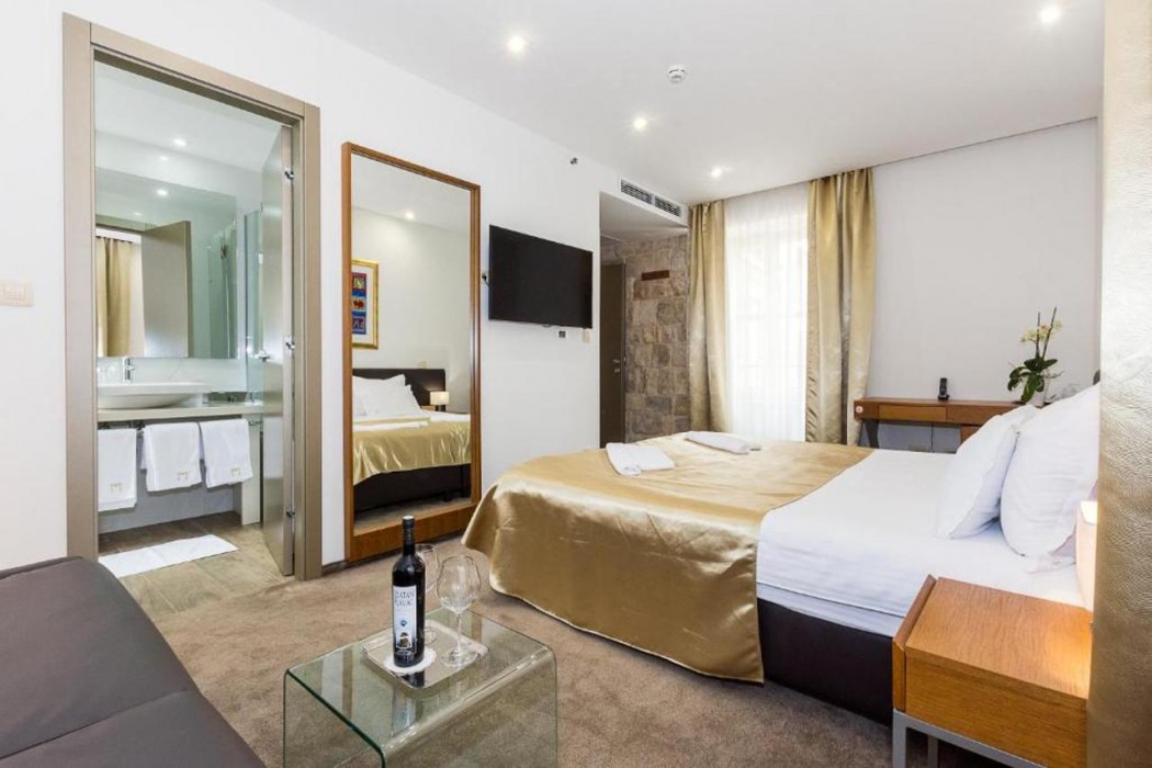 Hotel Marul 26/80