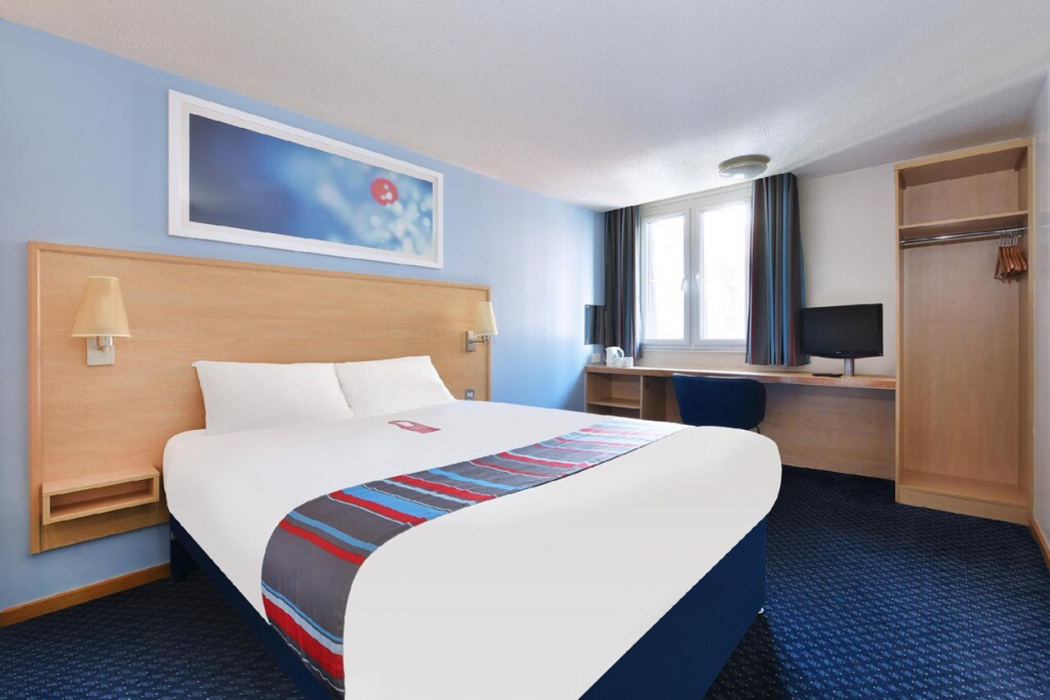 Travelodge Birmingham Central 6/24