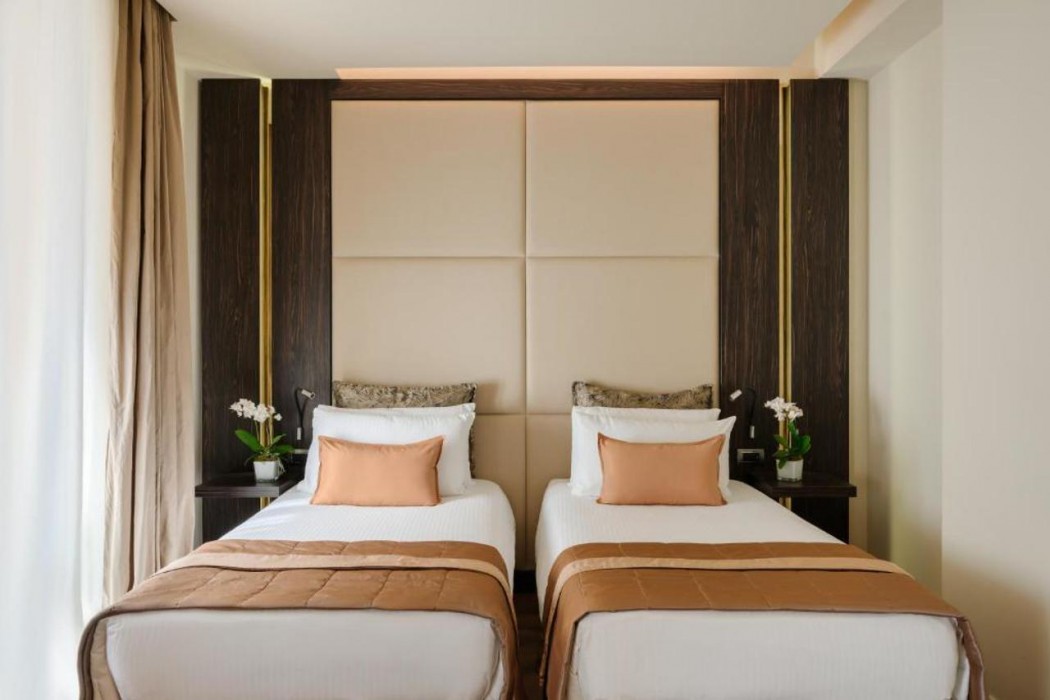 Hotel The Square Milano Duomo 10/15