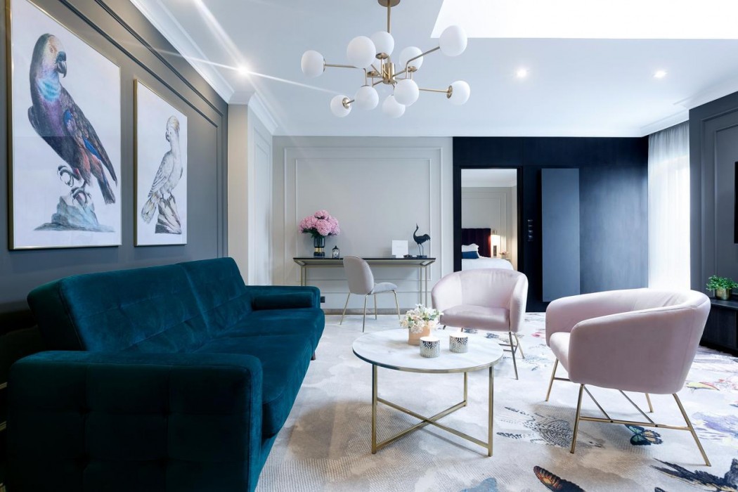 QUEEN BOUTIQUE HOTEL 12/62