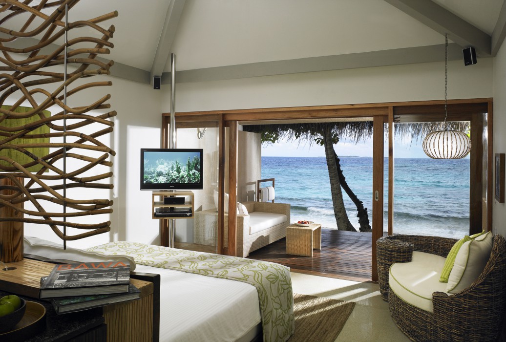 Taj Coral Reef Resort and Spa 12/85