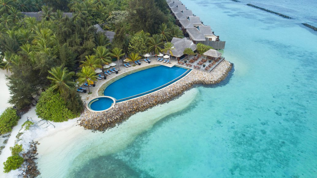 Taj Coral Reef Resort and Spa 51/85