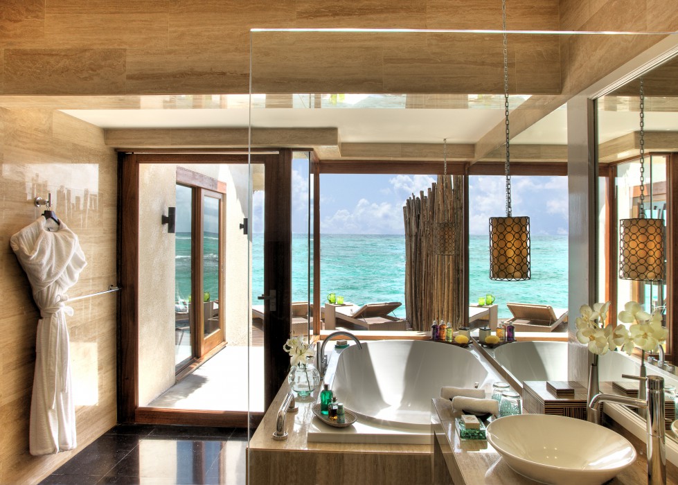 Taj Coral Reef Resort and Spa 15/85