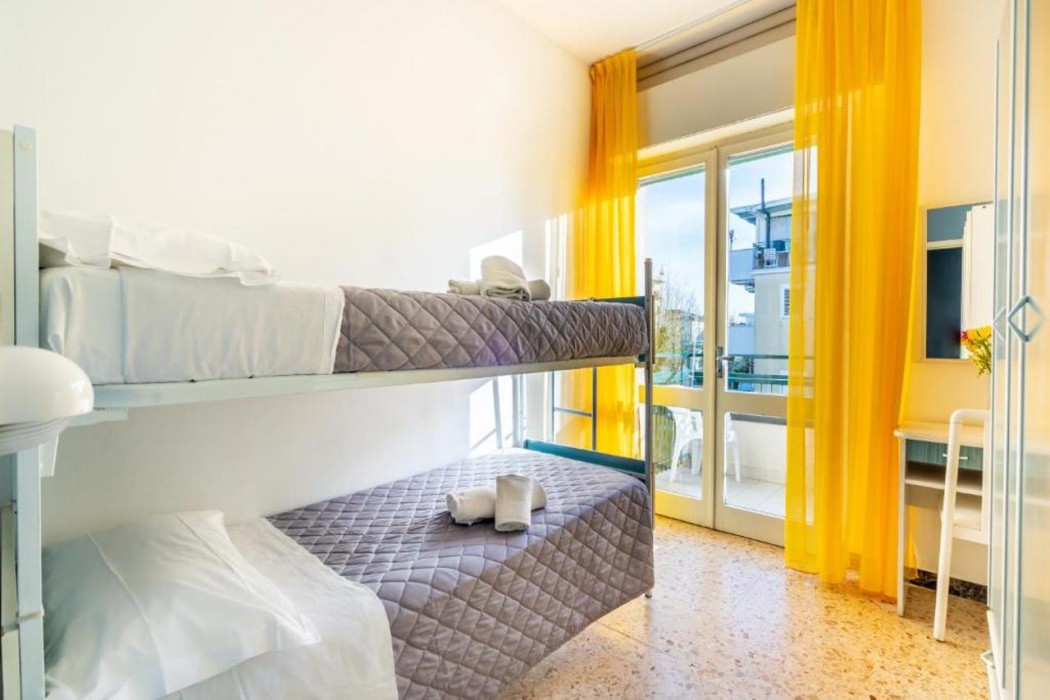 Hotel Viscount Riccione 16/65