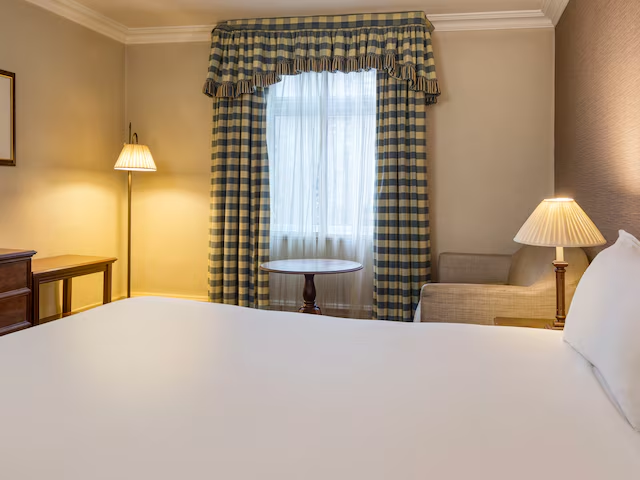 Winchester Wessex Hotel by Sunday 17/70