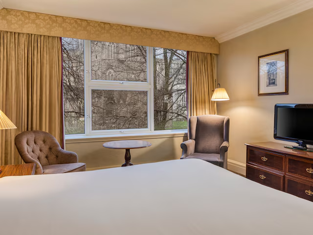 Winchester Wessex Hotel by Sunday 12/70
