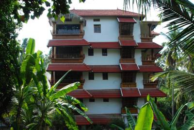 KOVALAM BEACH HOTEL 1/36