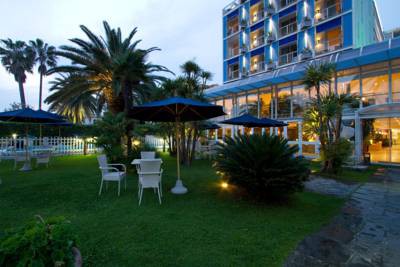 Hotel Excelsior 1/22