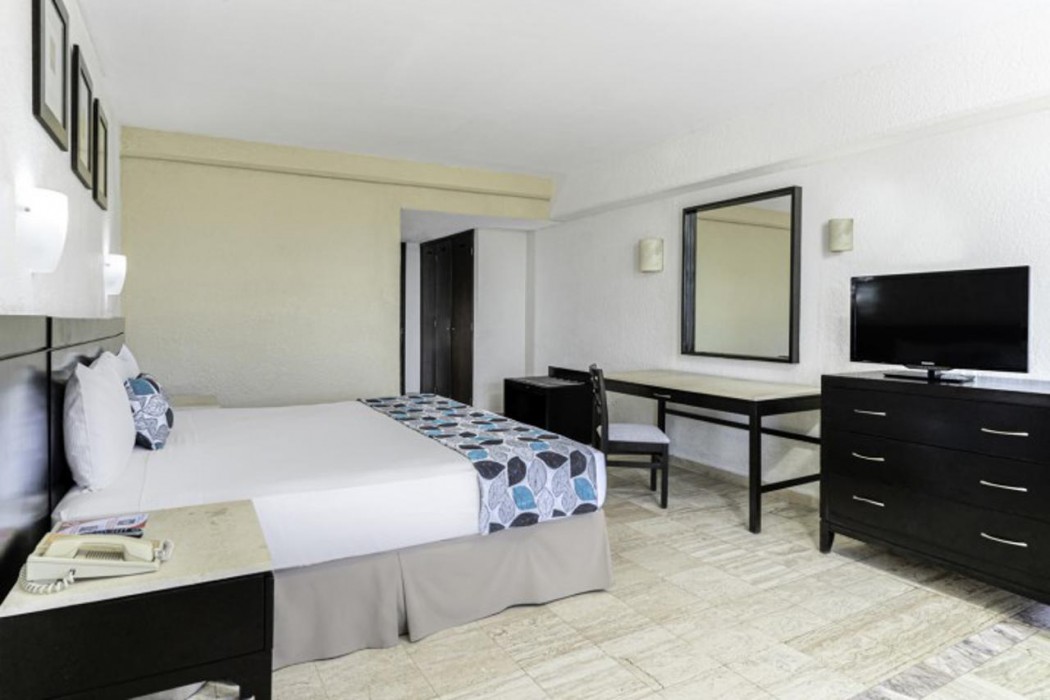 Krystal Ixtapa All Inclusive 13/76
