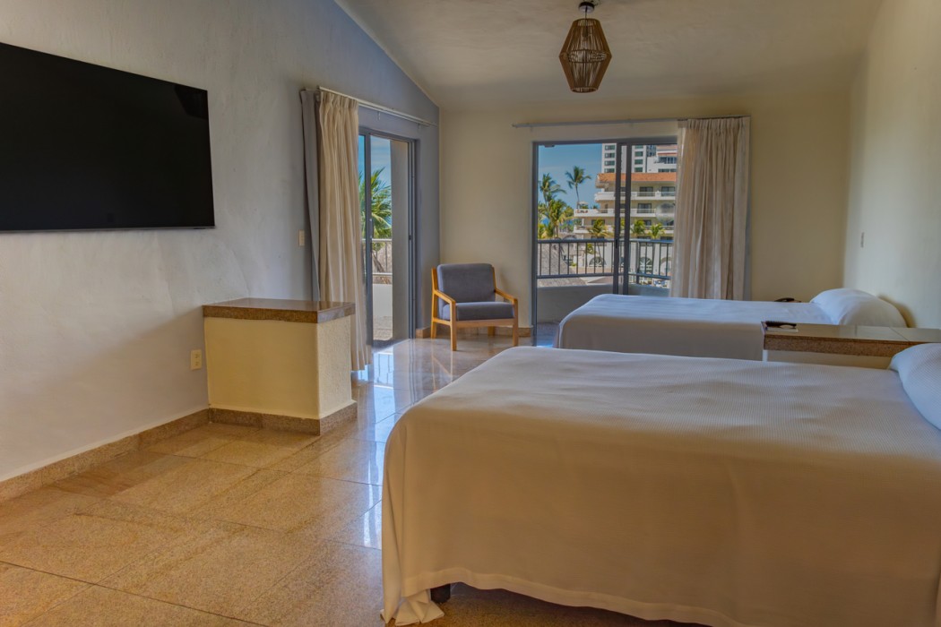 Friendly Fun Vallarta Different Experiences 16/94