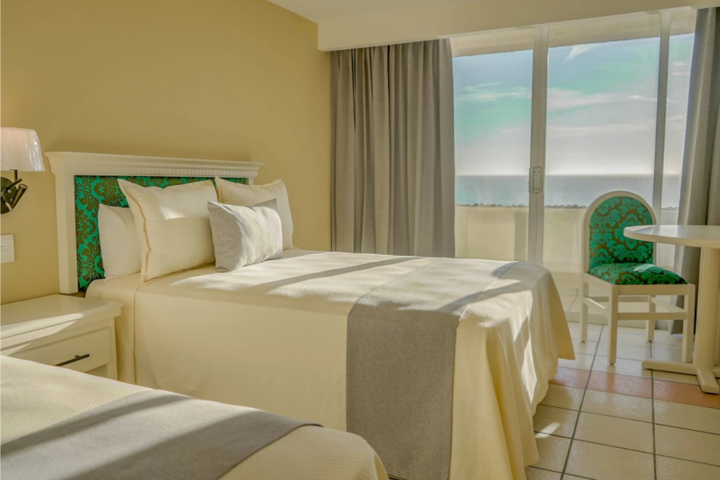 Sunset Palace Beach Hotel 11/51