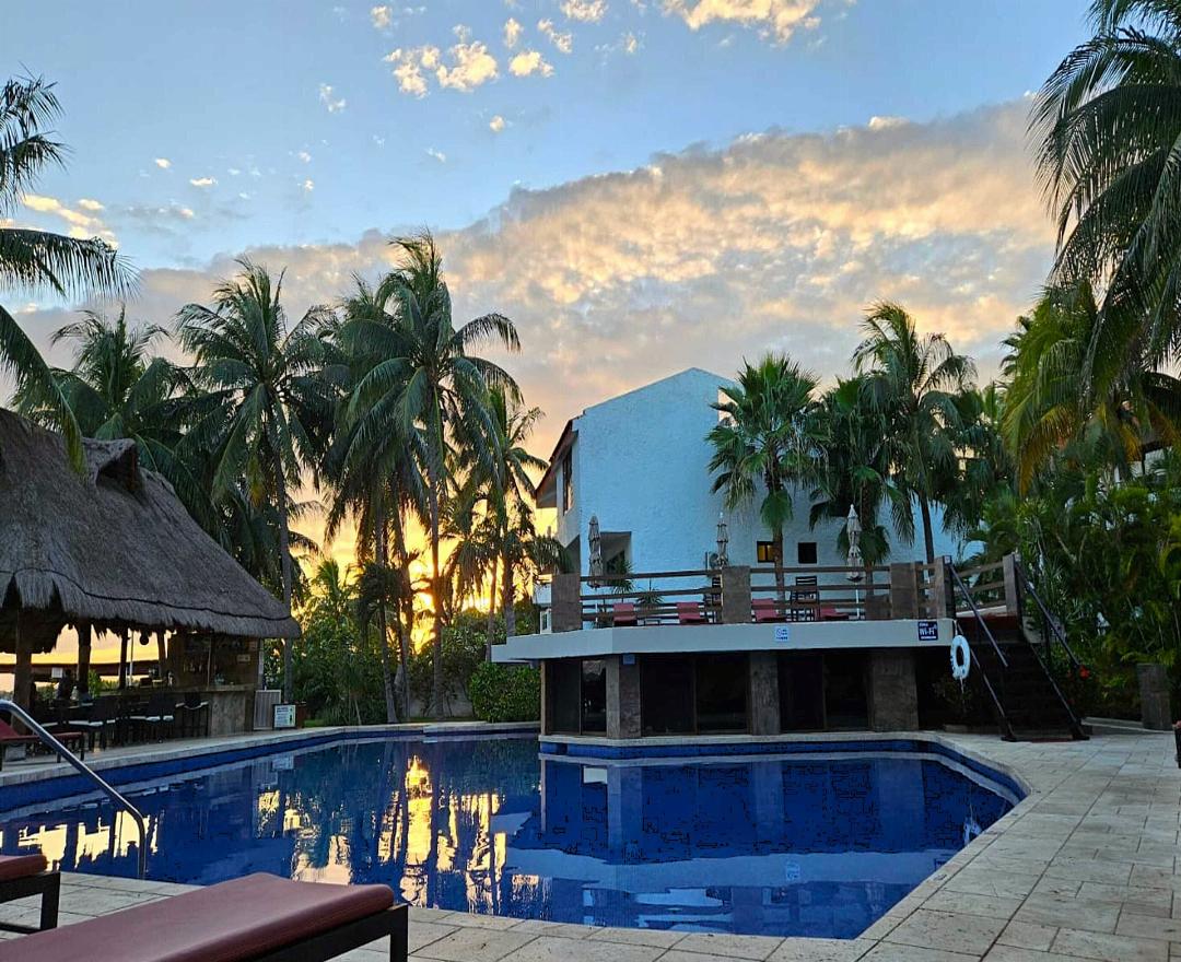 Sina Suites Cancun - Adults Only 24/42