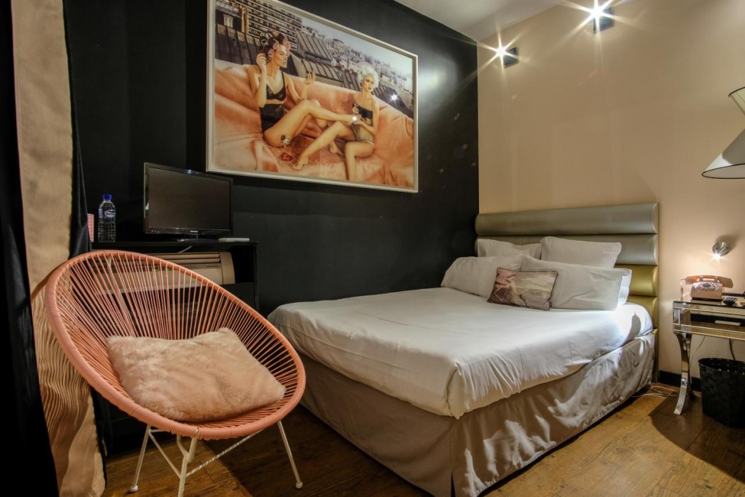 Hotel des Beaux Arts 29/77