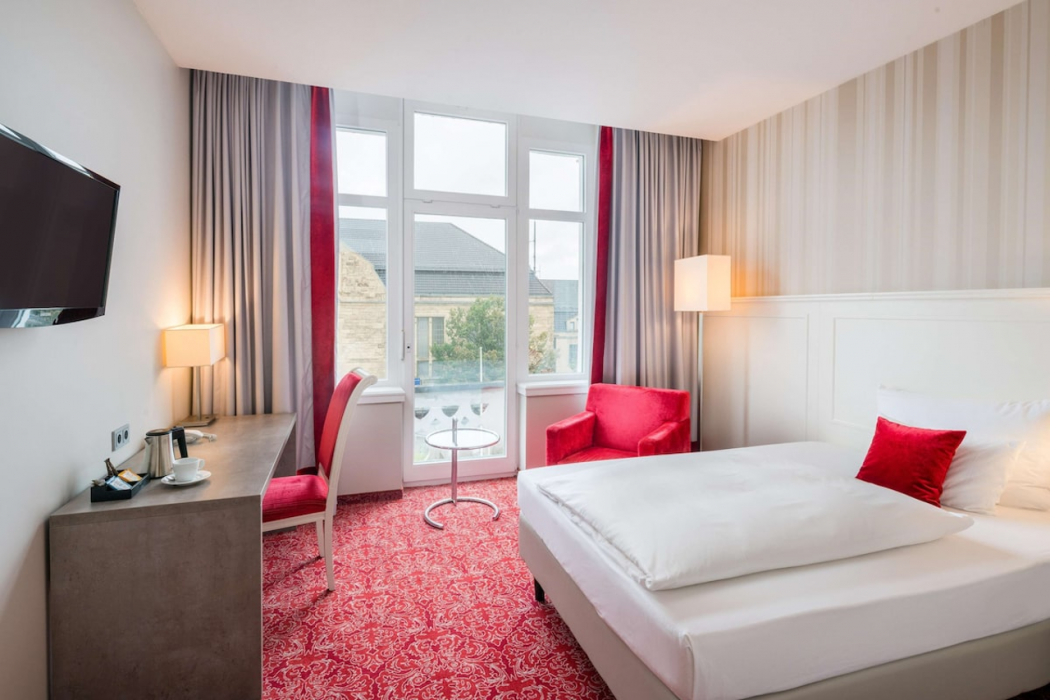 Steigenberger Hotel Bielefelder Hof 10/67