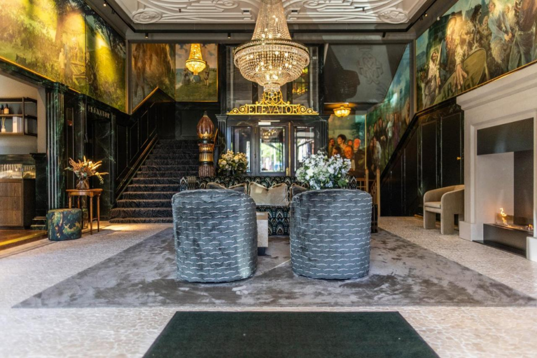 Hotel Royal 7/66