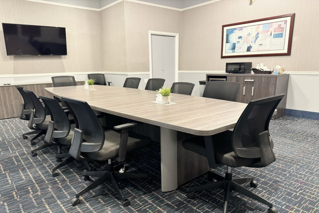 Divya Sutra Plaza and Conference Centre Calgary Airport 14/20
