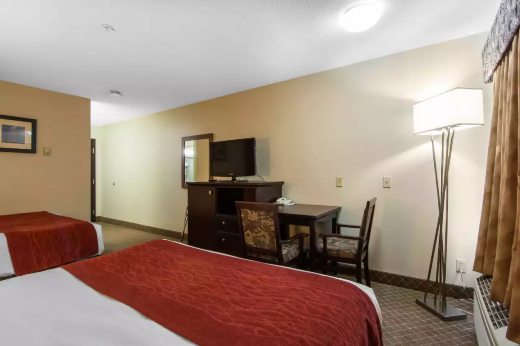 Comfort Inn & Suites Calgary Airport - South 8/36