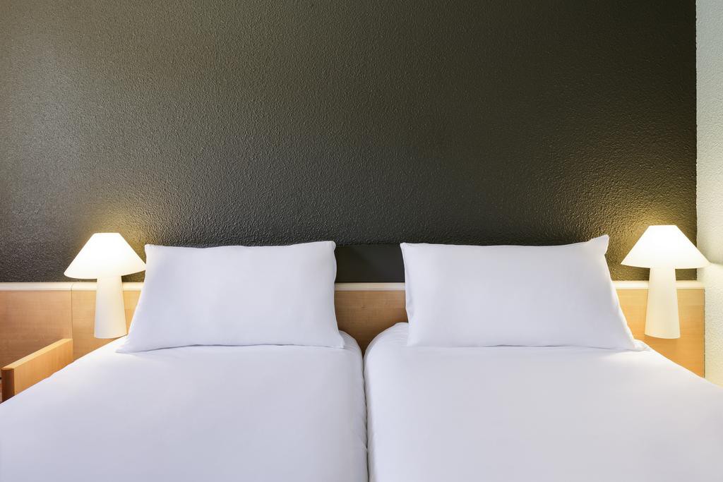 Ibis Falaise Coeur De Normandie 6/58