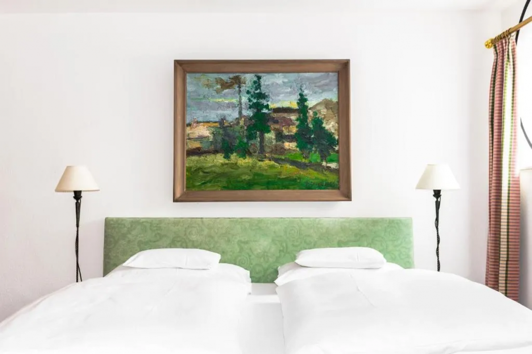 Schlossberghotel - Das Kunsthotel 17/64