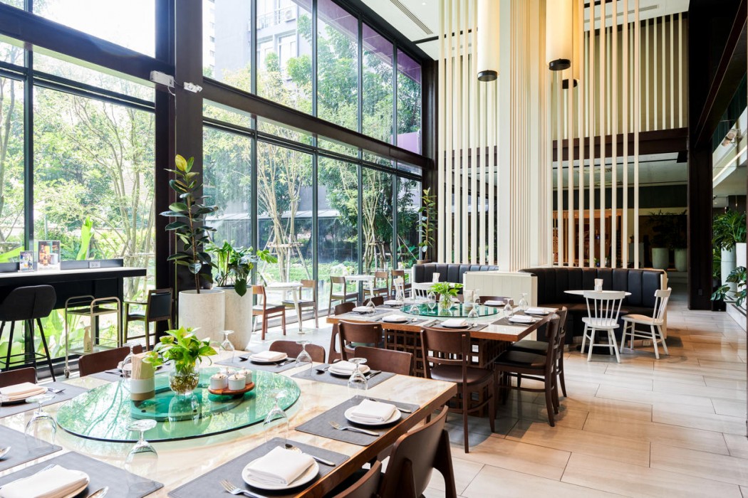 TK. Palace Hotel & Convention Bangkok 139/160