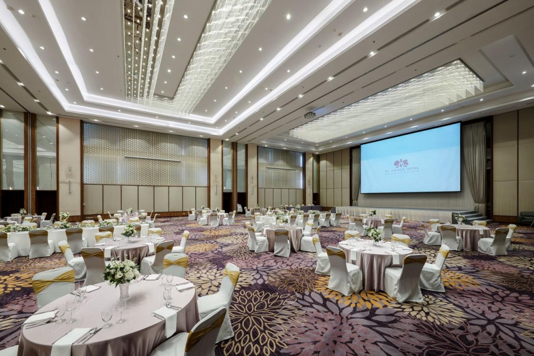 TK. Palace Hotel & Convention Bangkok 94/160