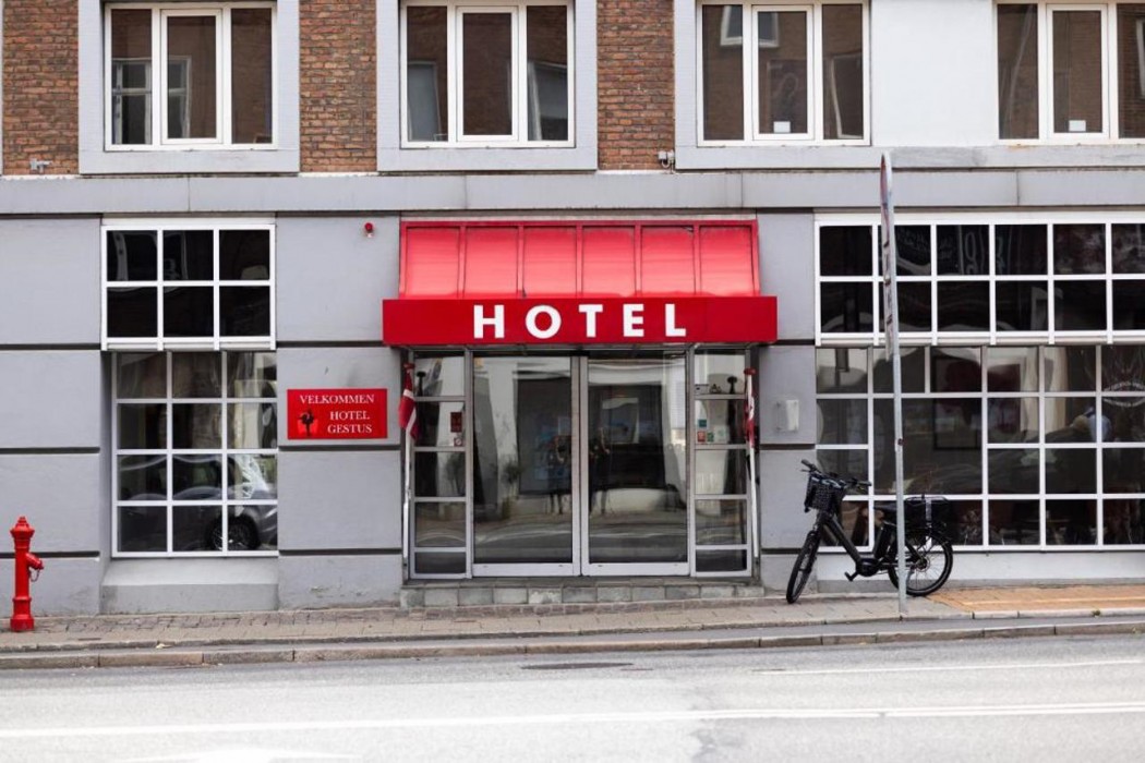 Milling Hotel Gestus 1/18